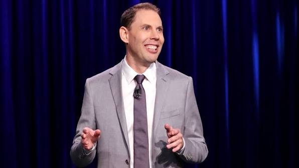 Ryan Hamilton live performance